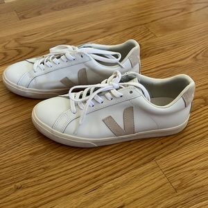Veja Esplar Sneakers